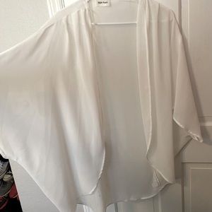 White Short Sleeve Kimono